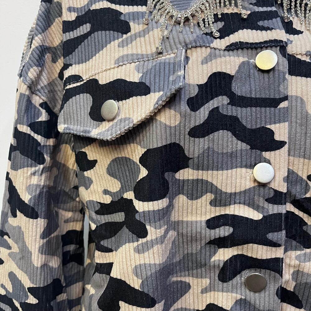Savanna Jane  Camo Corduroy Shacket Jeweled Collar S NWT - Picture 3 of 5